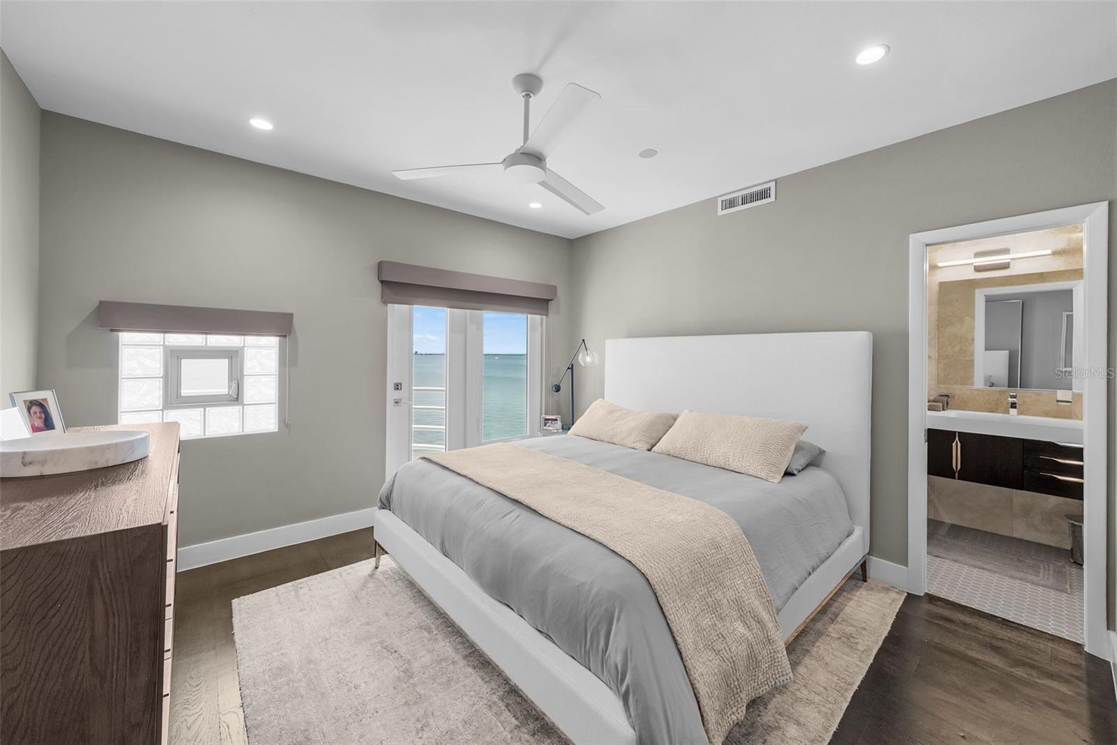 4950 Bayshore Unit 25d, Tampa, FL 33611