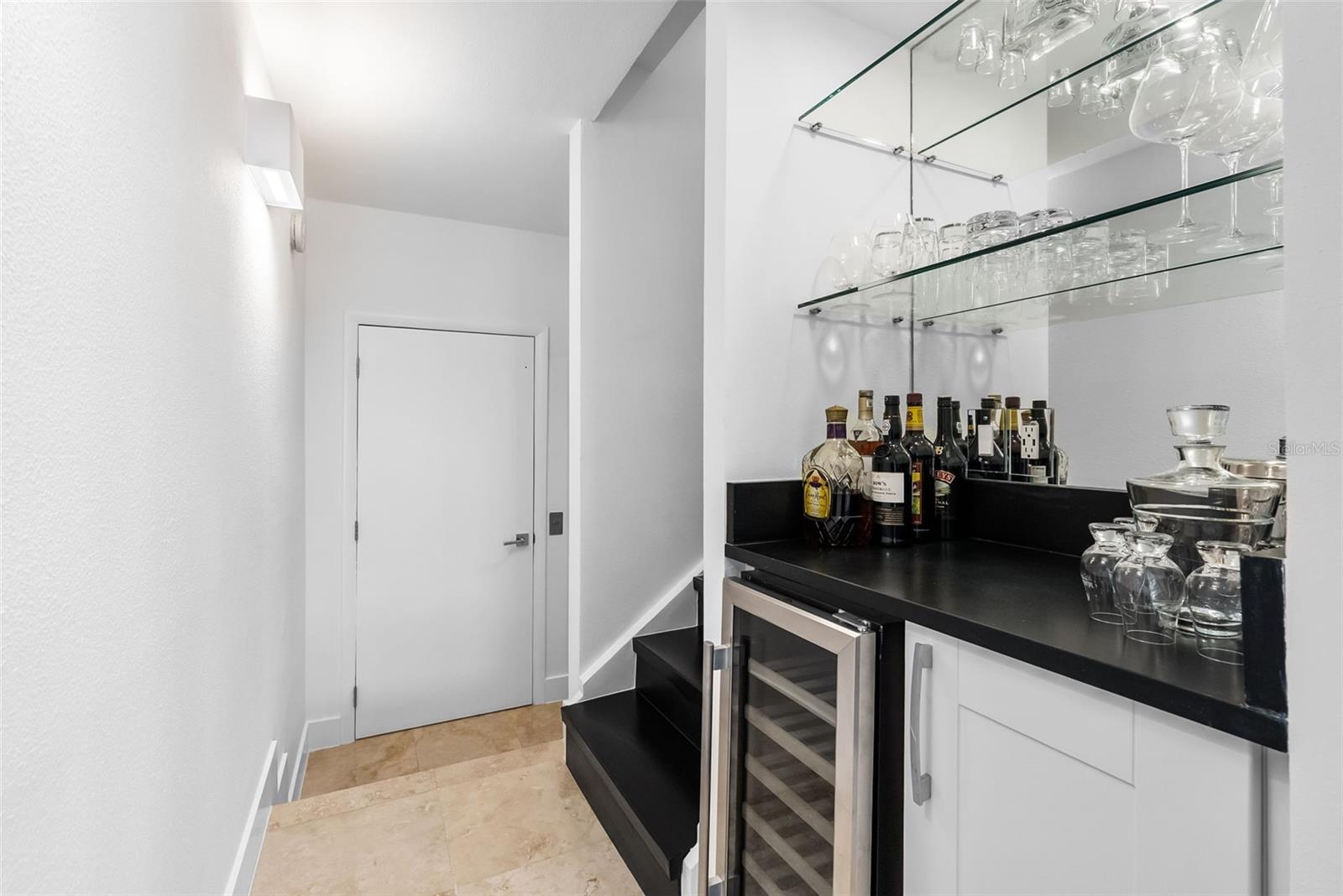 4950 Bayshore Unit 25d, Tampa, FL 33611