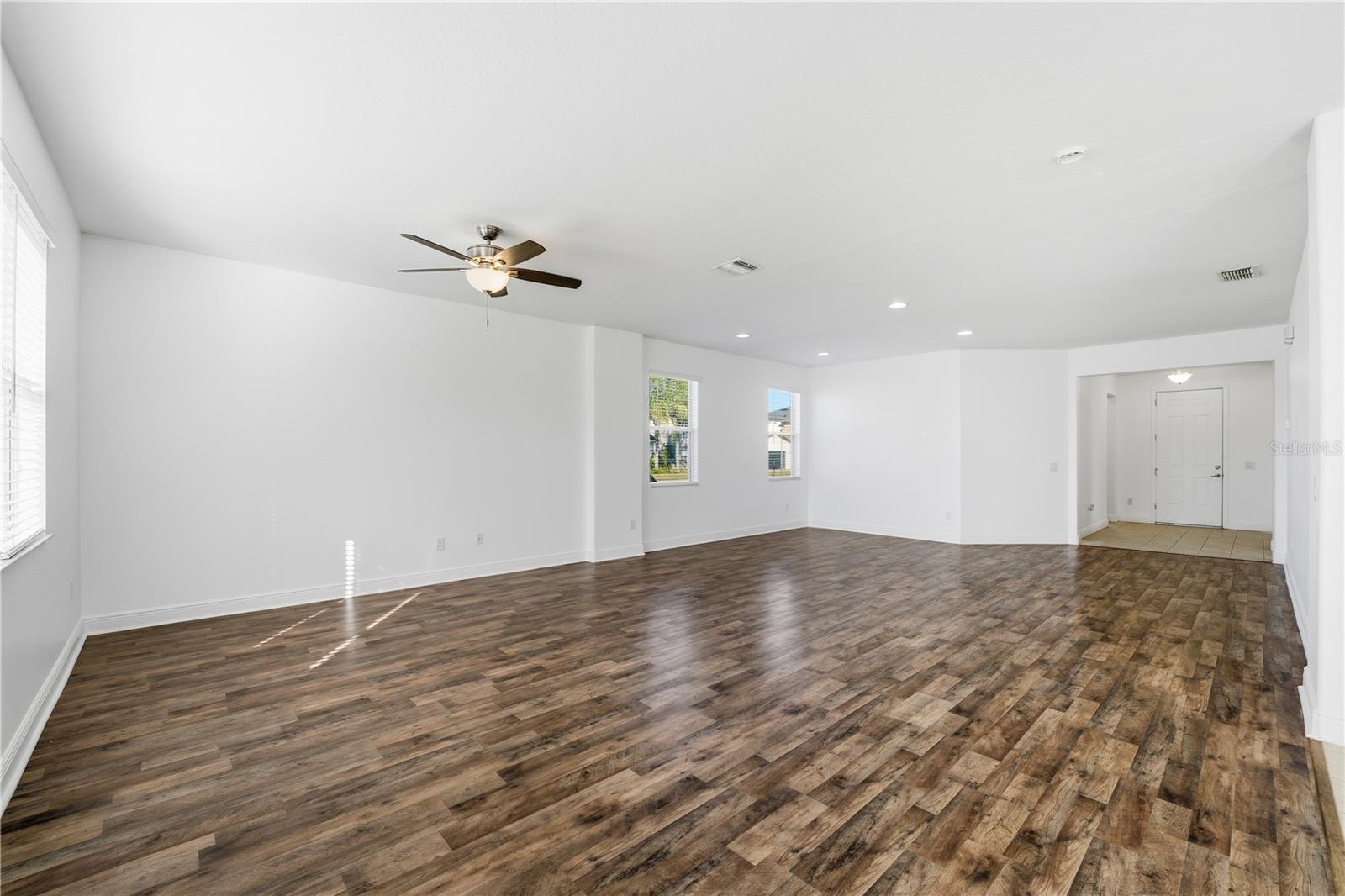502 First Cape Coral Dr, Winter Garden, FL 34787