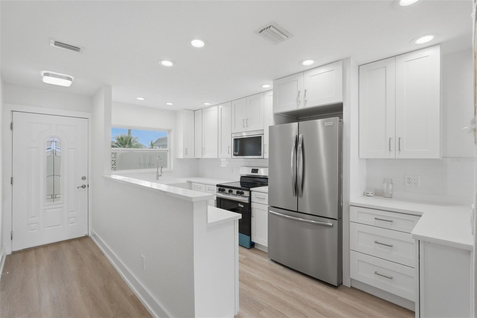 280 Boca Ciega Point, St Petersburg, FL 33708