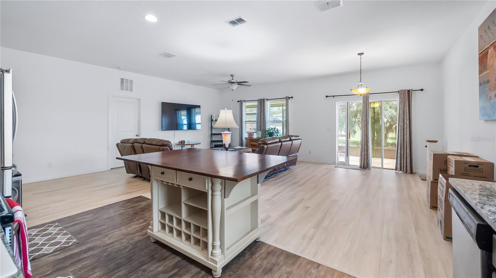 15409 Ivory Gull, Mascotte, FL 34753