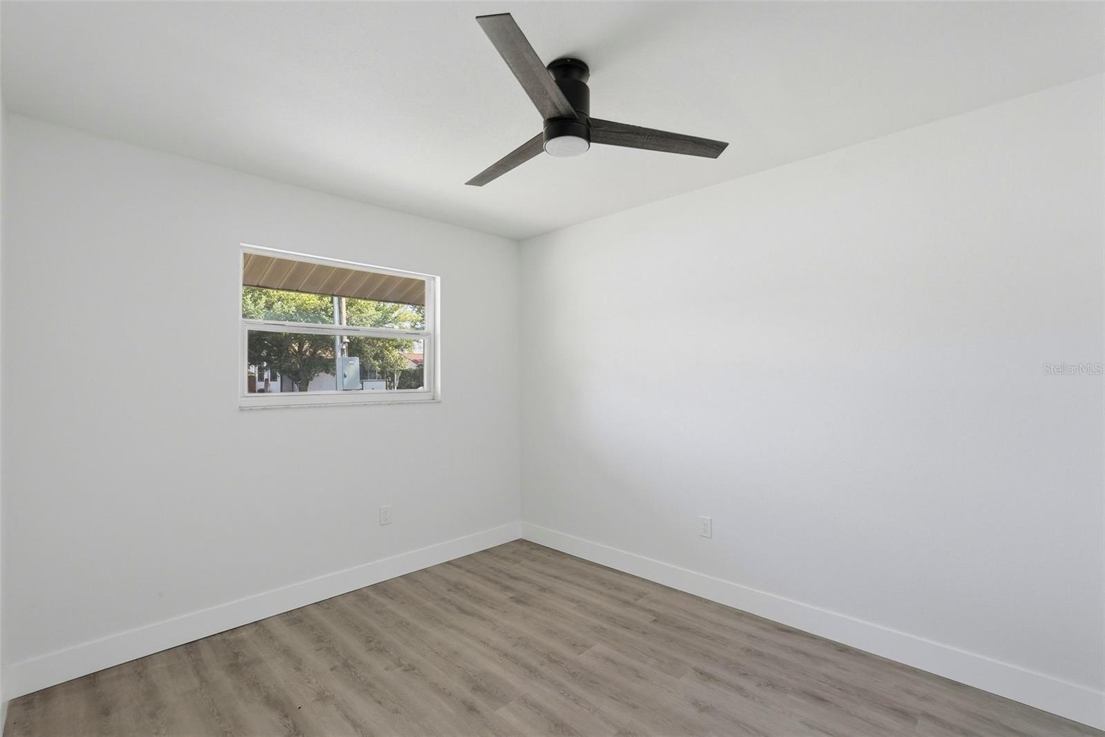 4075 38th, St Petersburg, FL 33713