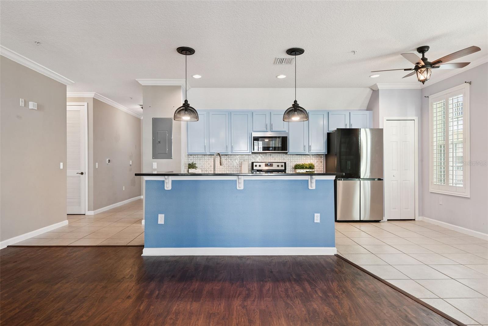 987 Fern Unit 201, Orlando, FL 32814