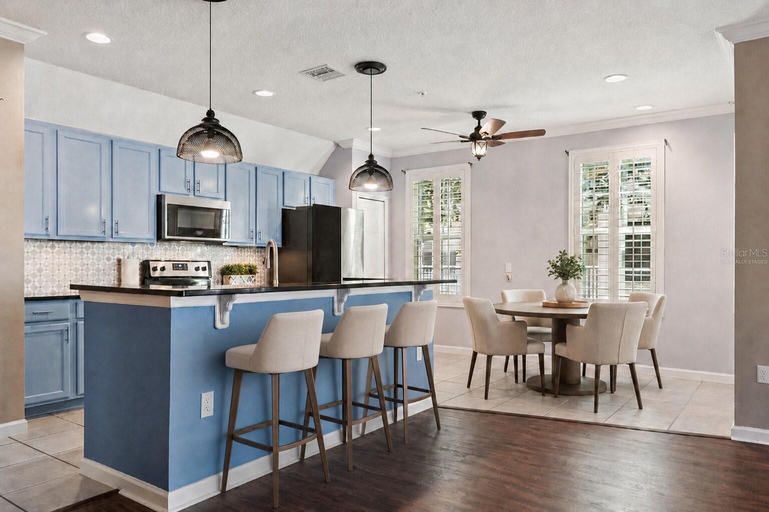 987 Fern Unit 201, Orlando, FL 32814