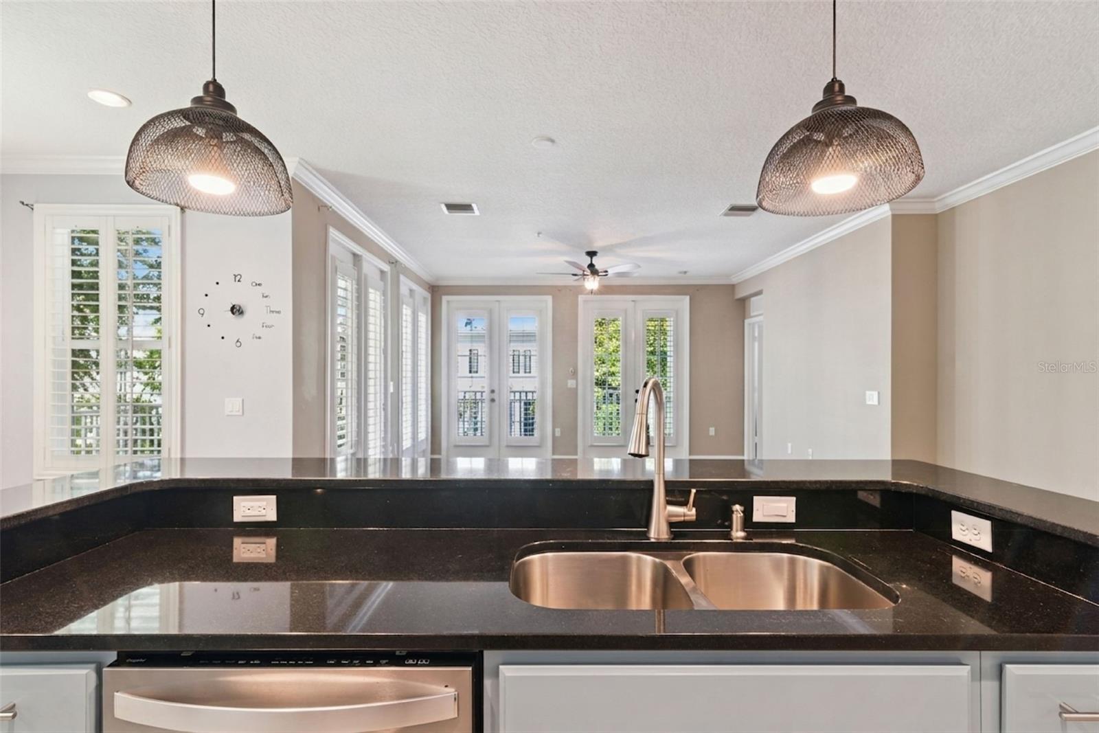 987 Fern Unit 201, Orlando, FL 32814