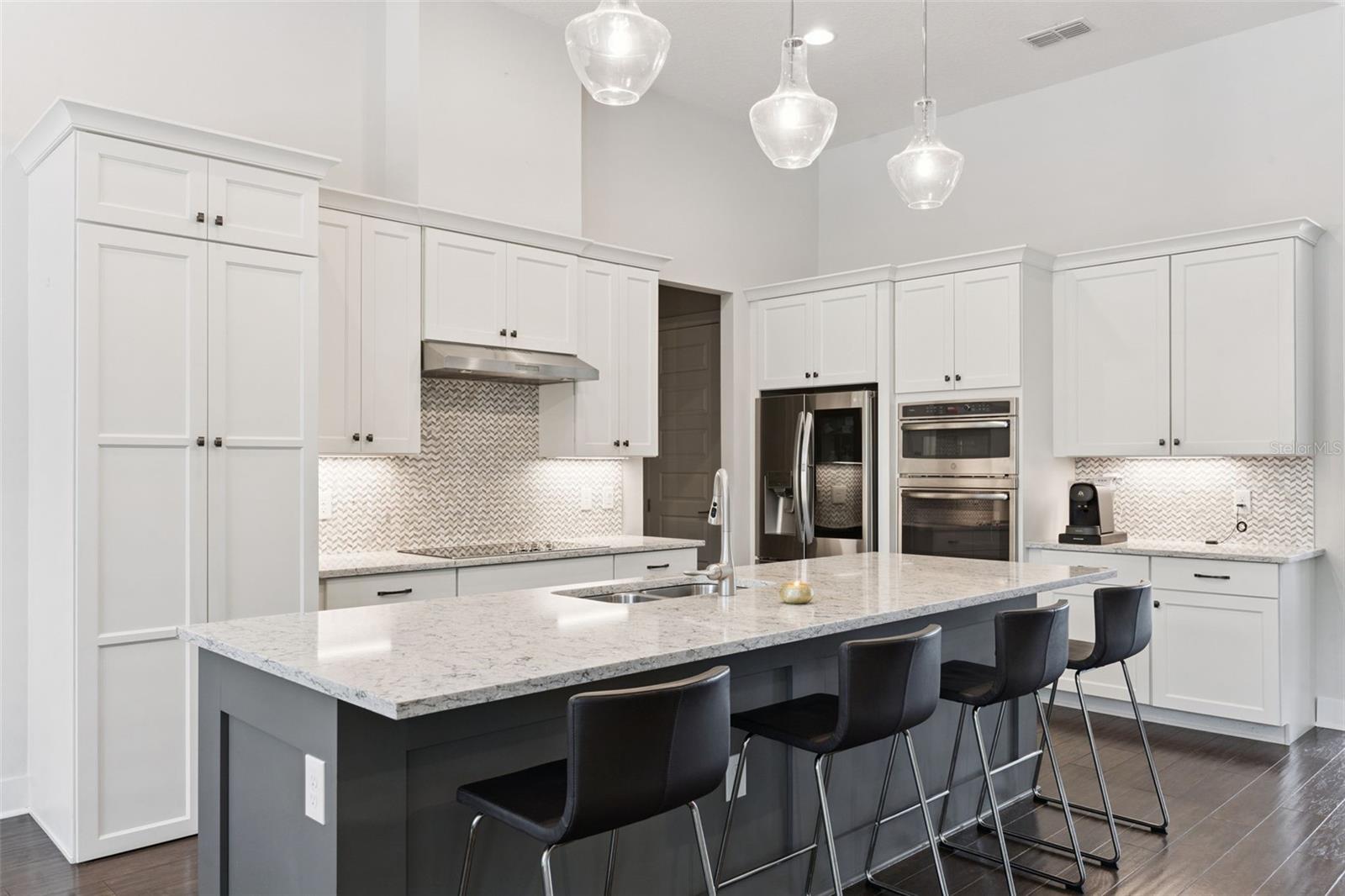 25874 Crossings Bluff, Sorrento, FL 32776