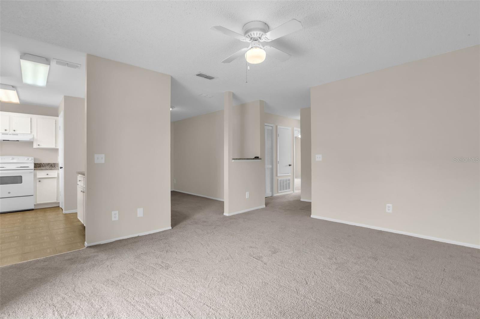 4160 Pershing Pointe Unit 4, Orlando, FL 32822
