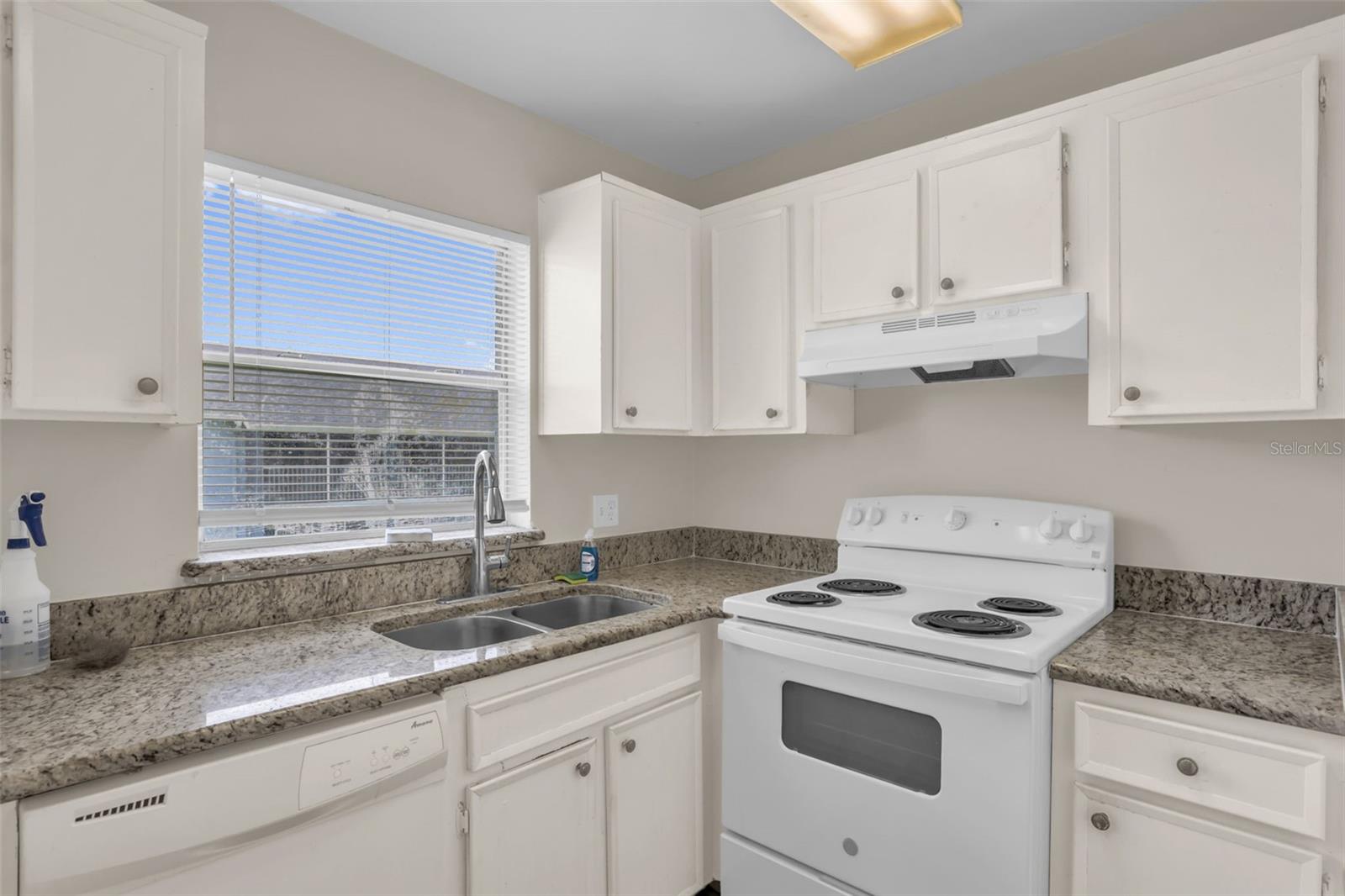 4160 Pershing Pointe Unit 4, Orlando, FL 32822