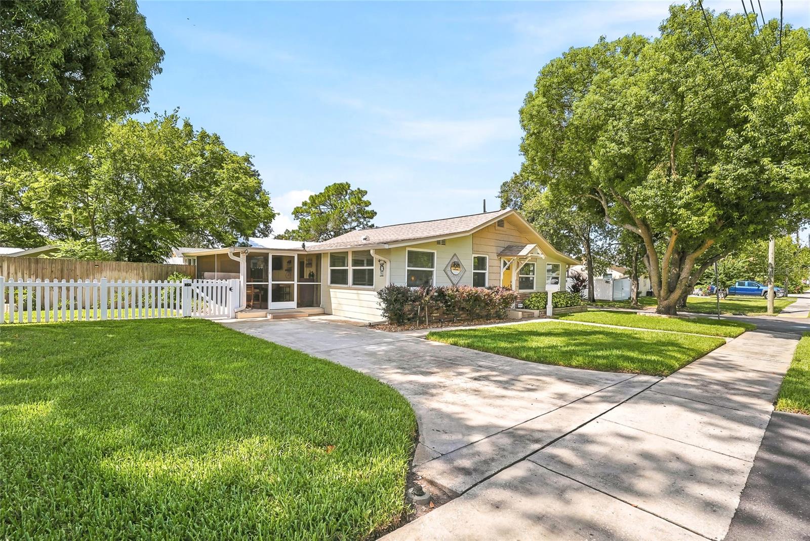 6052 Nebraska, New Port Richey, FL 34653