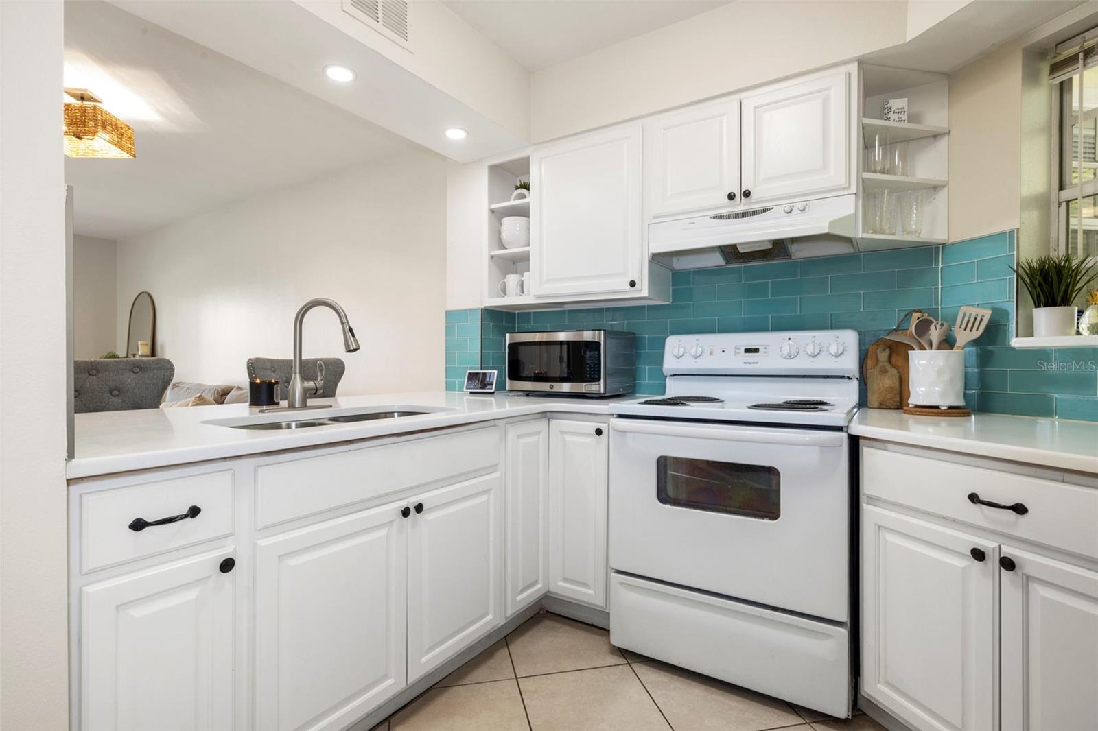 6915 Stones Throw Unit 3104, St Petersburg, FL 33710