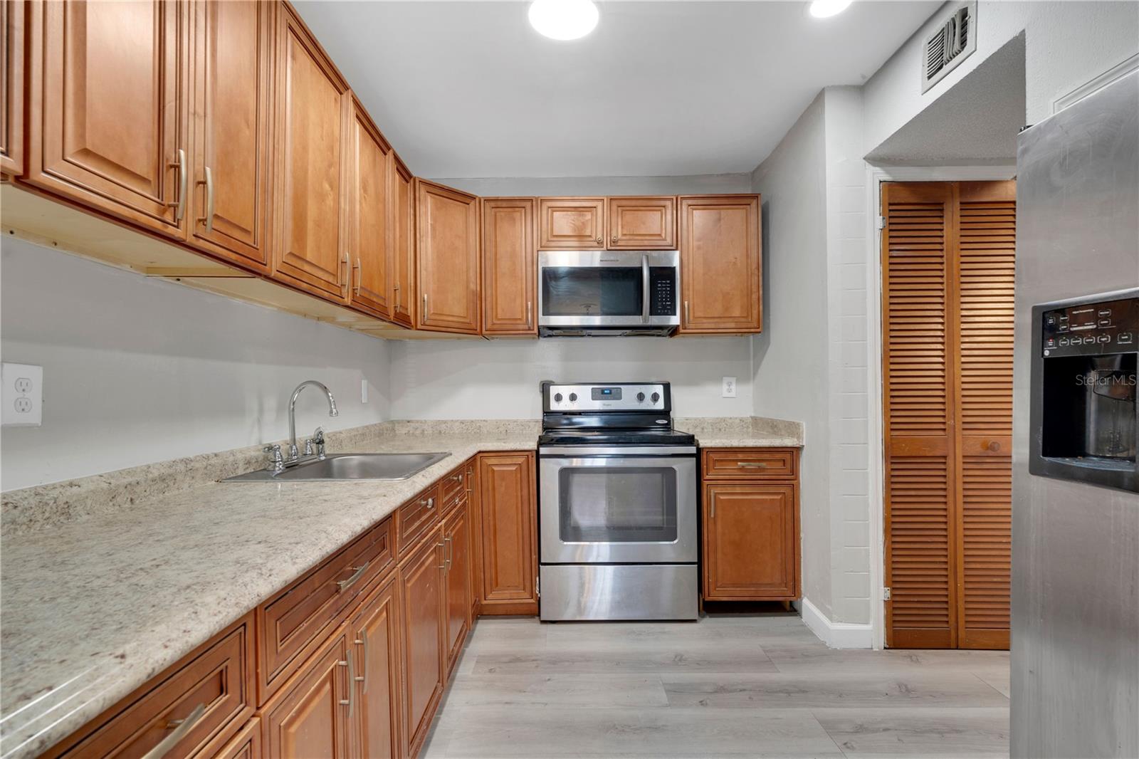 2326 Huntington Green Unit 4, Orlando, FL 32839