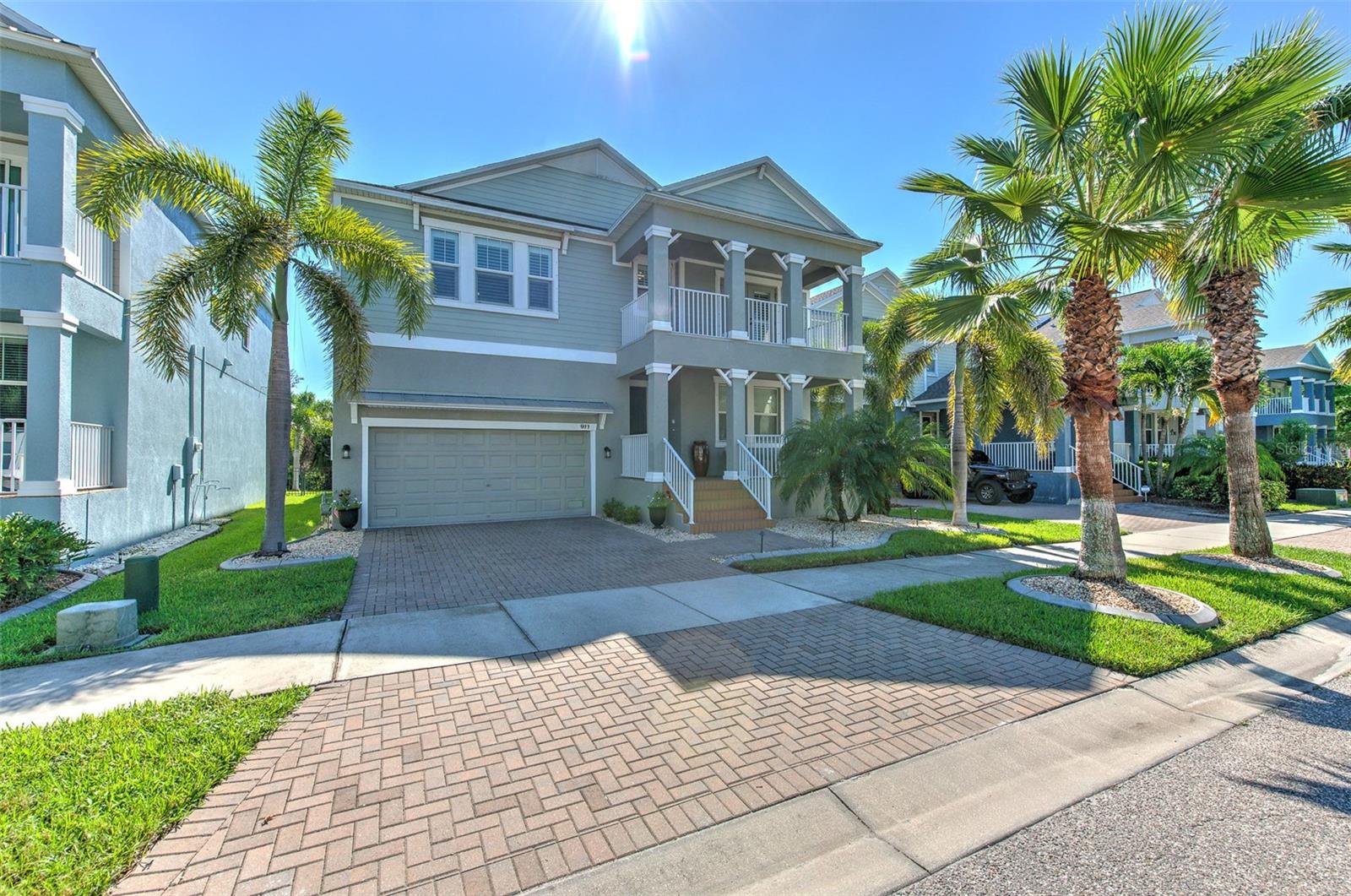 911 Seagrape, Ruskin, FL 33570