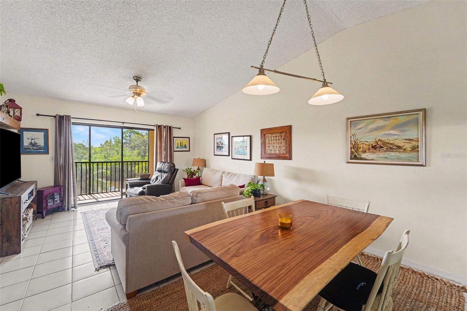 1702 Seascape Unit 203, Tarpon Springs, FL 34689