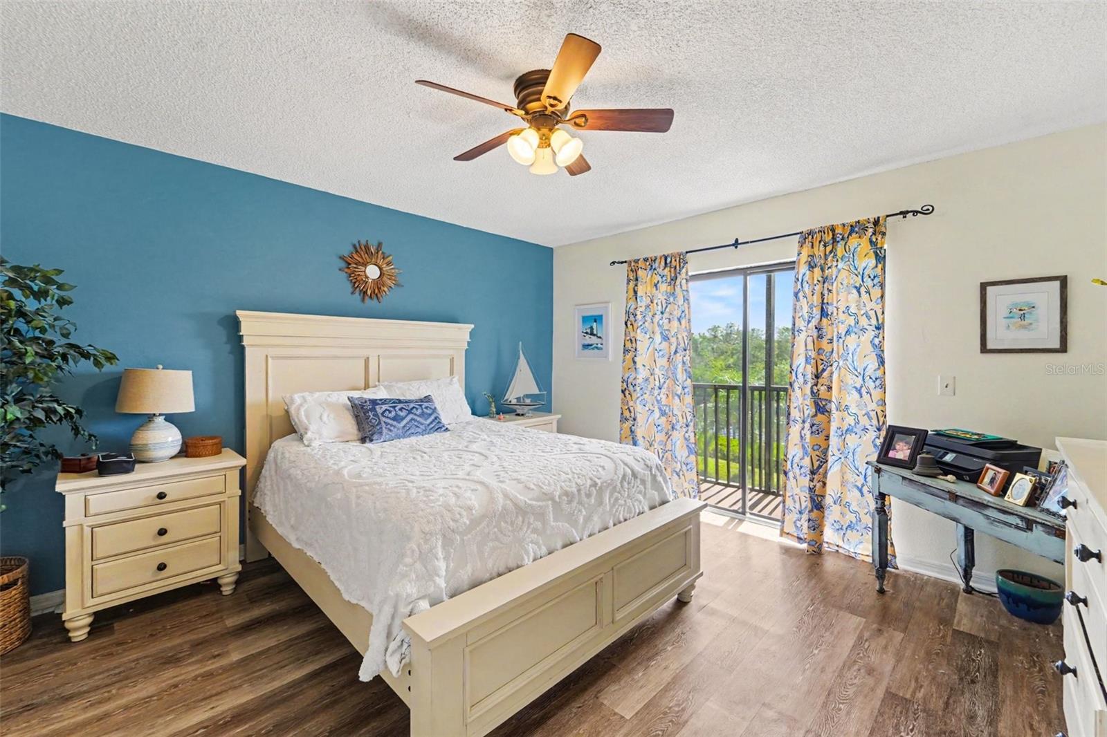 1702 Seascape Unit 203, Tarpon Springs, FL 34689