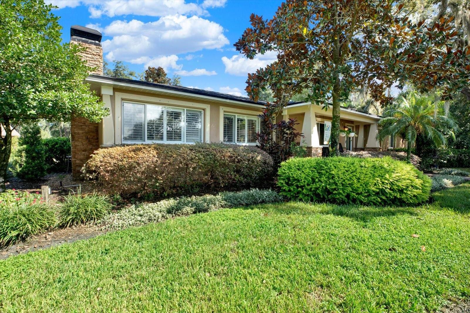 302 Belle Terre, Temple Terrace, FL 33617