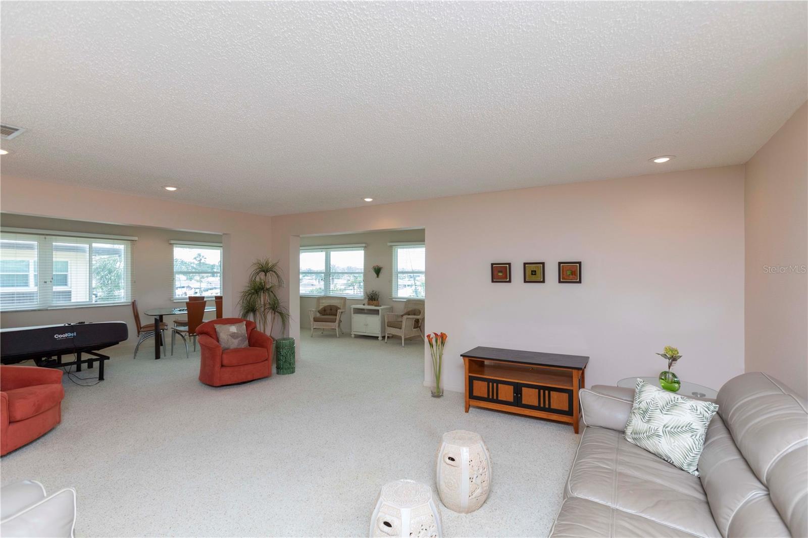 4452 Garnet Unit 306, New Port Richey, FL 34652