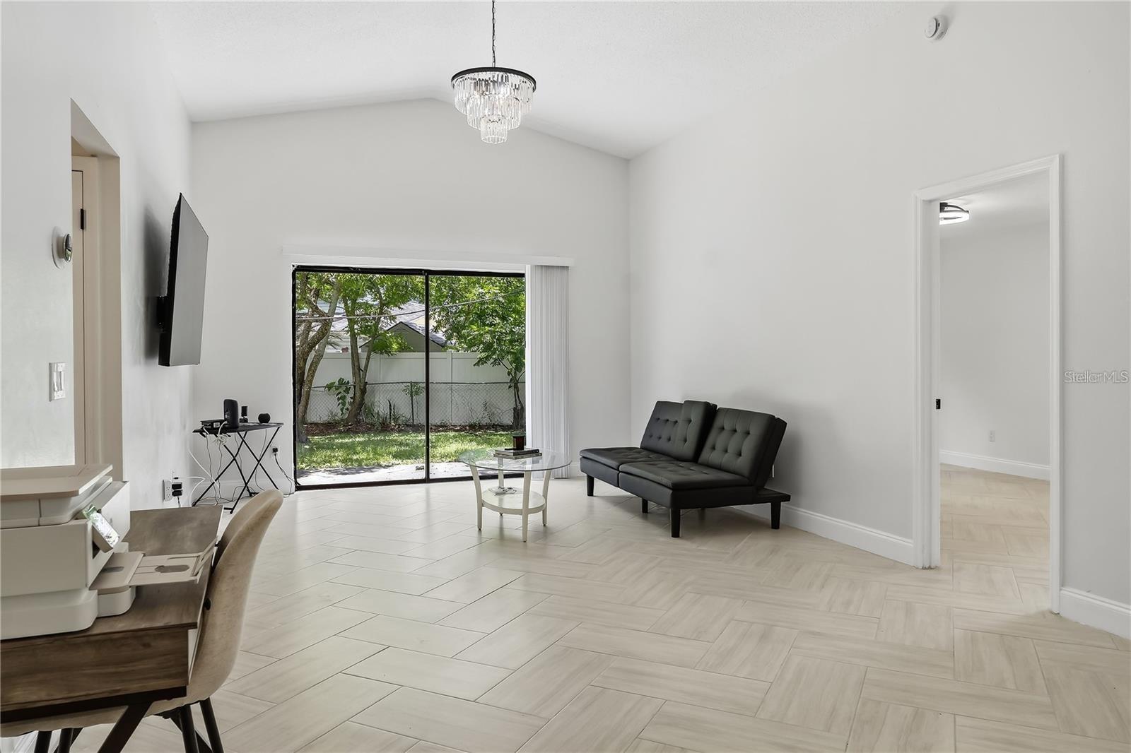 182 Pinewood, Kissimmee, FL 34743
