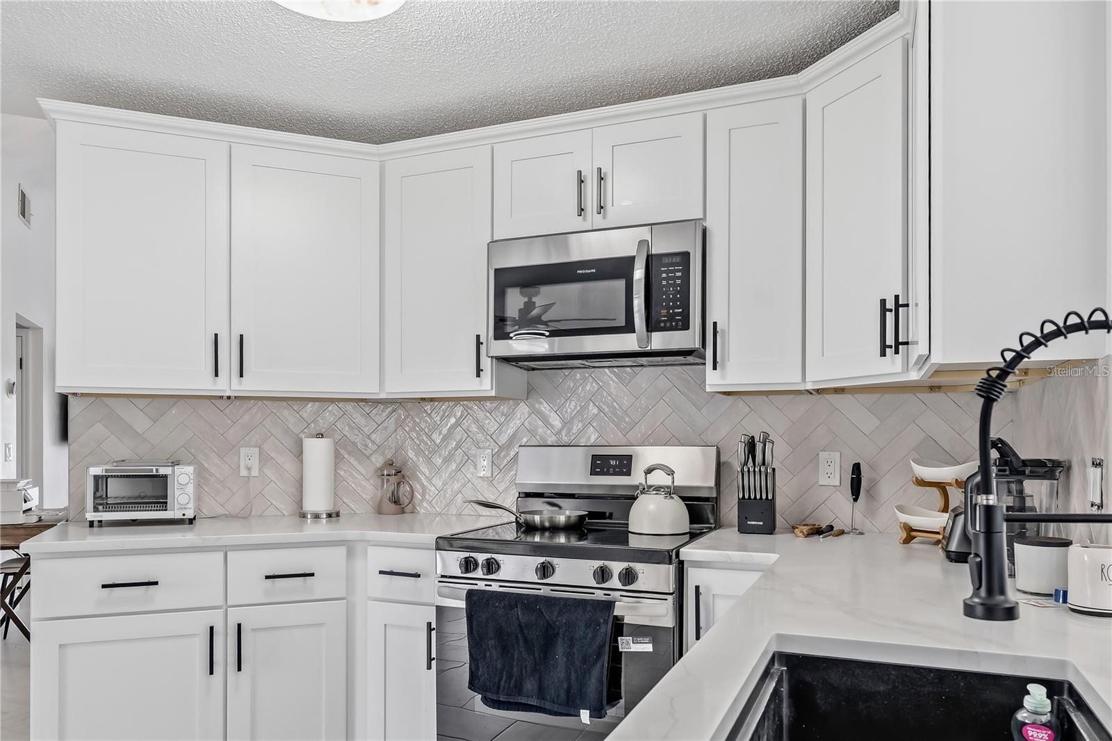 182 Pinewood, Kissimmee, FL 34743