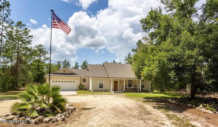 168 Hour Glass, Hawthorne, FL 32640