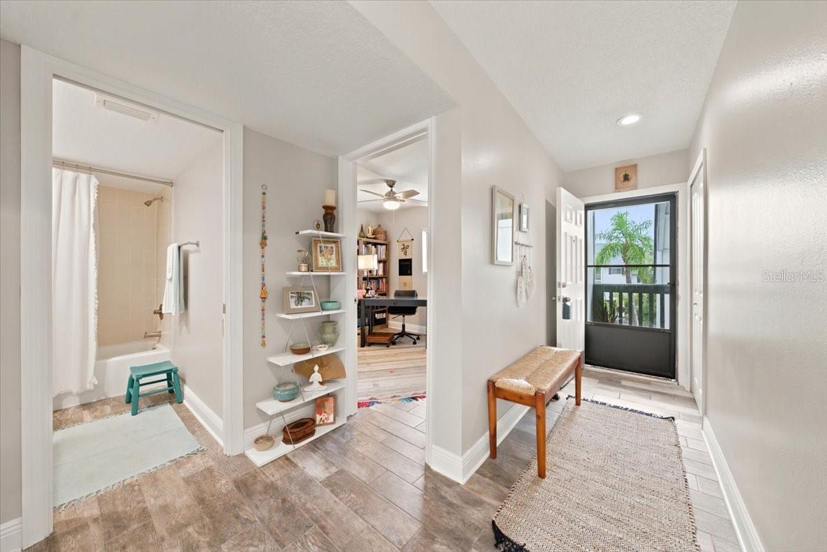817 B Bahia del Sol Unit 40, Ruskin, FL 33570