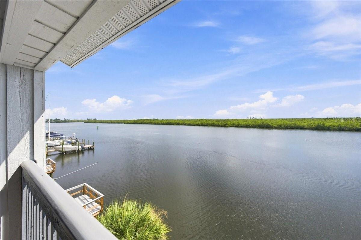 817 B Bahia del Sol Unit 40, Ruskin, FL 33570