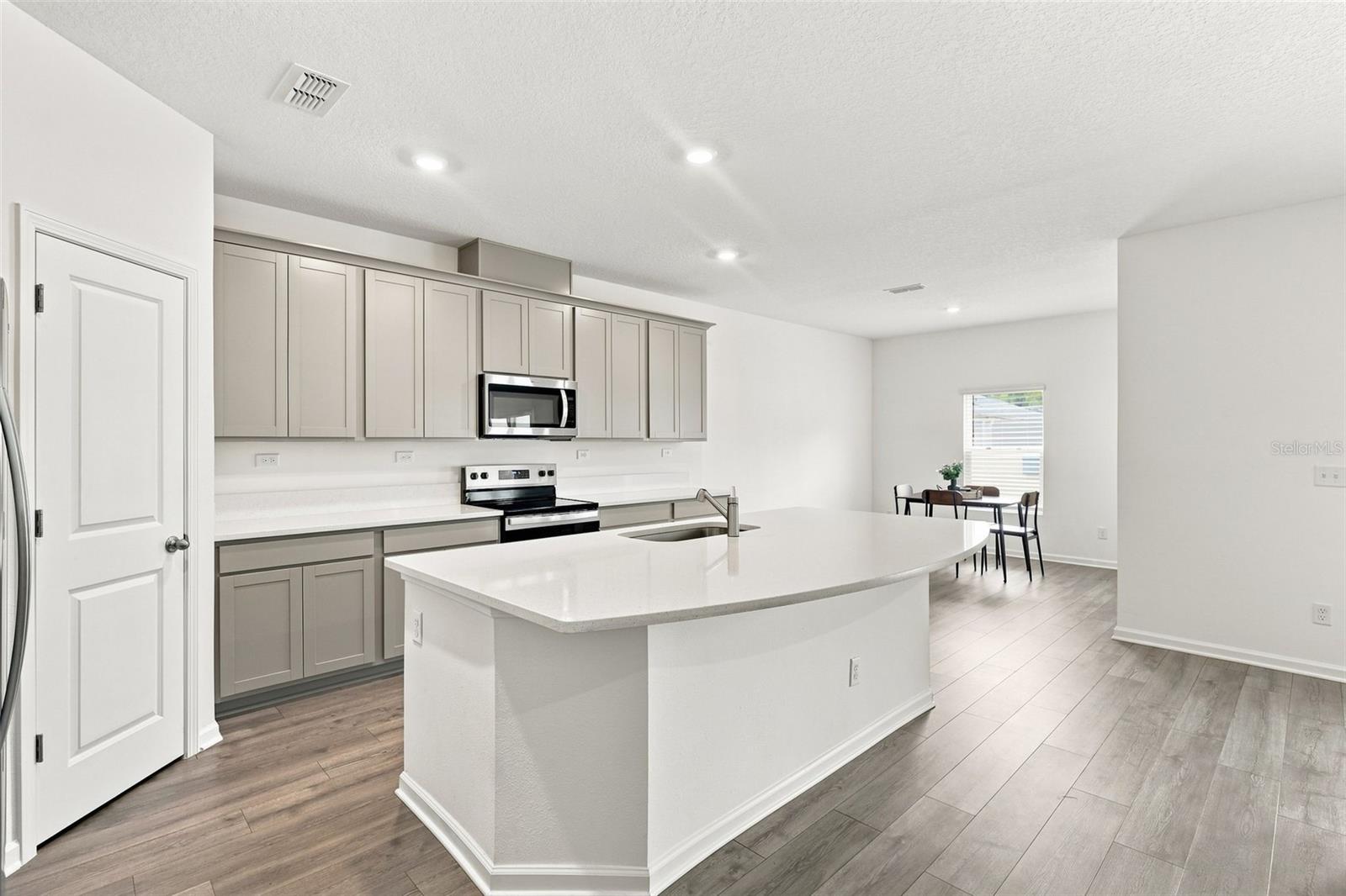 4768 Argand, Jacksonville, FL 32218