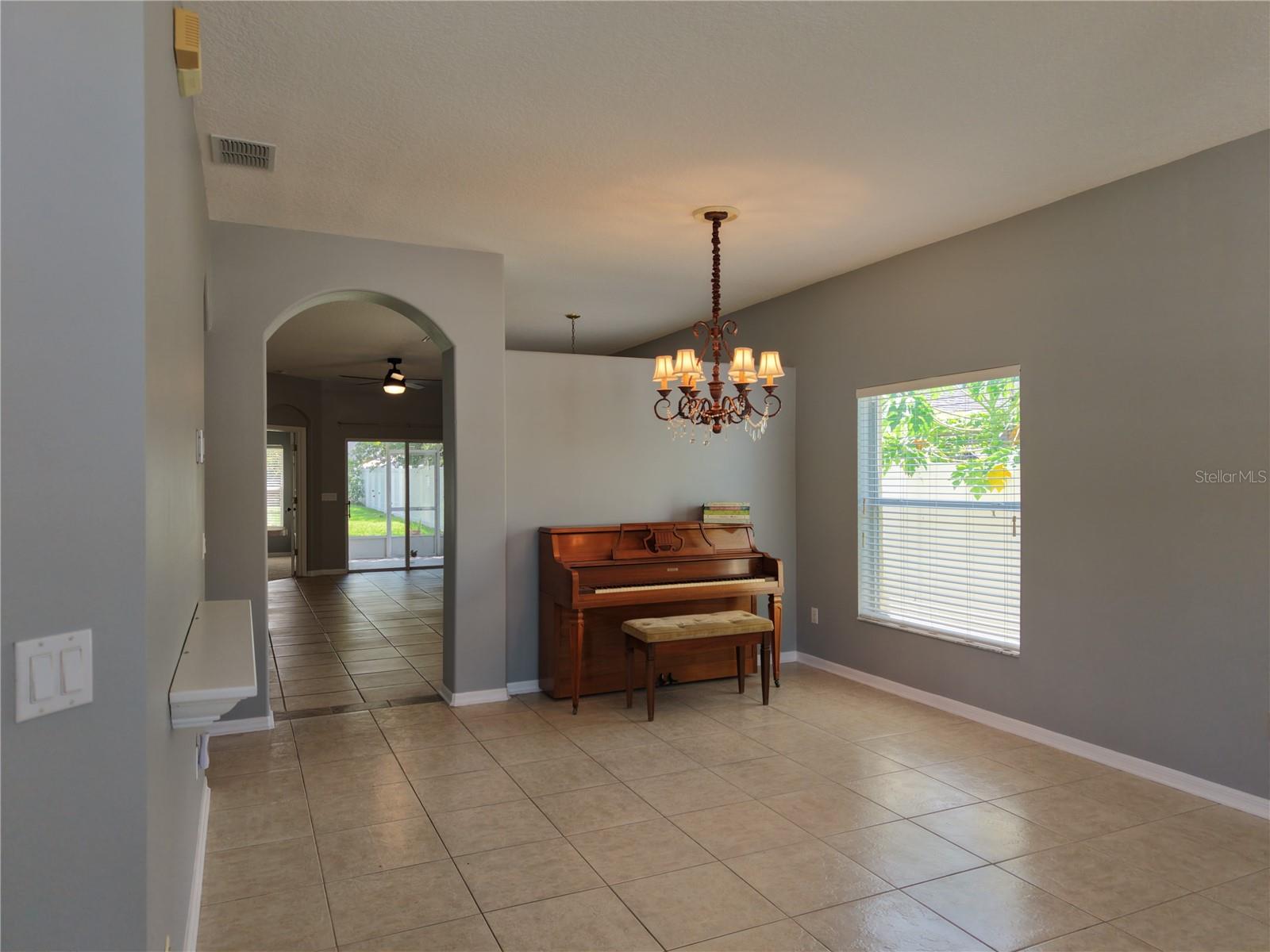 8251 Newbury Sound Ln, Orlando, FL 32829
