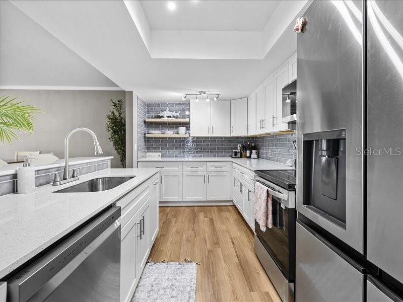 7400 Sunshine Skyway Unit 106, St Petersburg, FL 33711