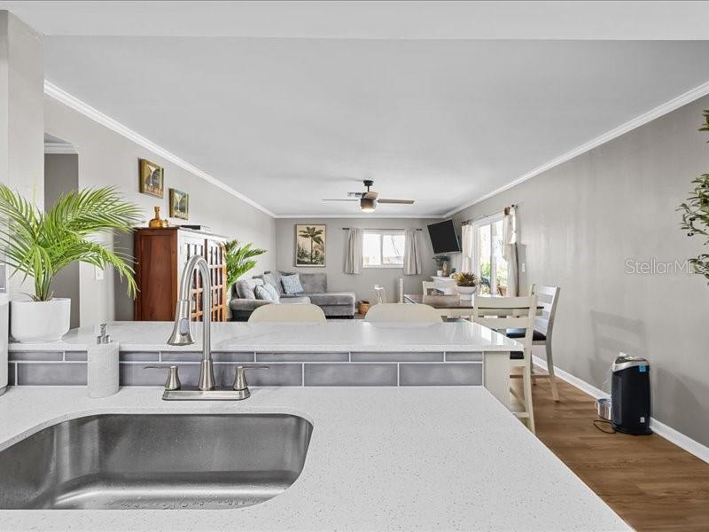 7400 Sunshine Skyway Unit 106, St Petersburg, FL 33711