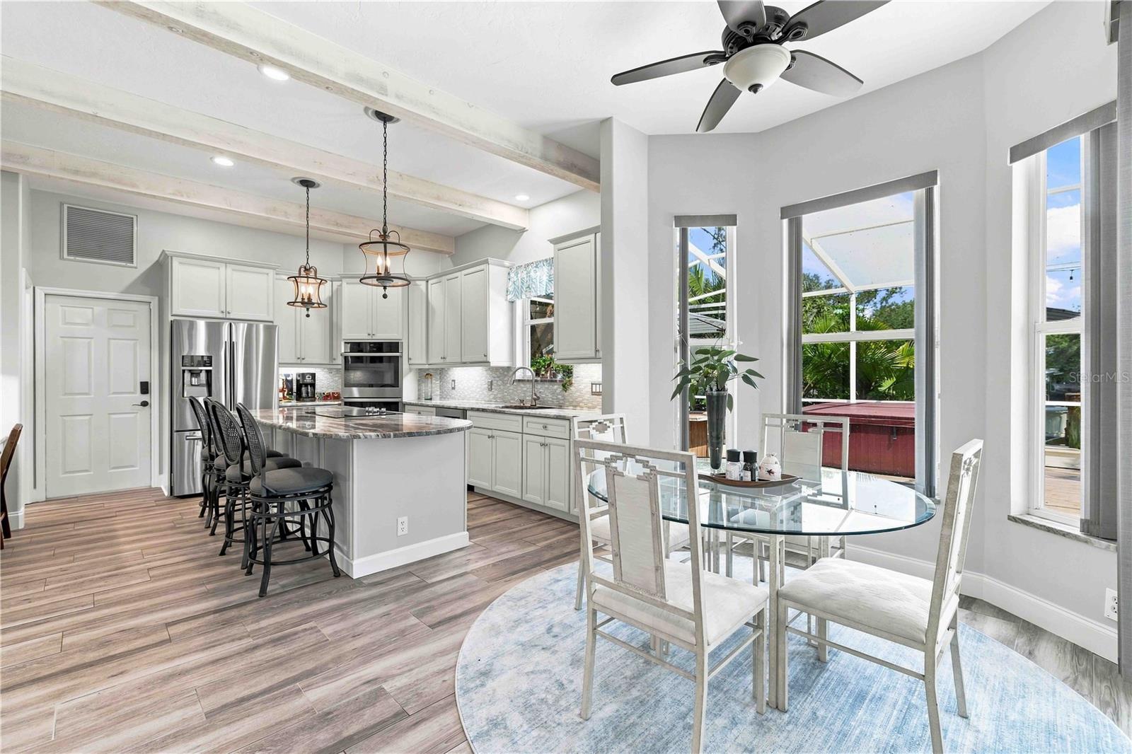 4623 4th, Bradenton, FL 34208