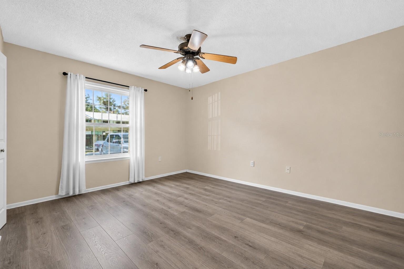 3585 41st Unit 225, St Petersburg, FL 33711