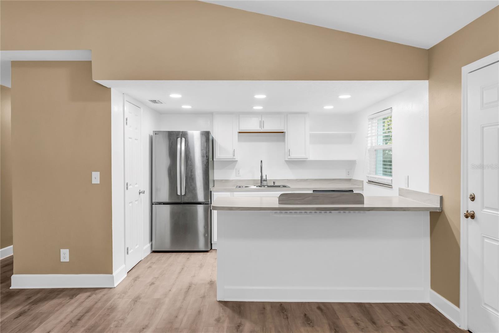 9419 5th, Orlando, FL 32824