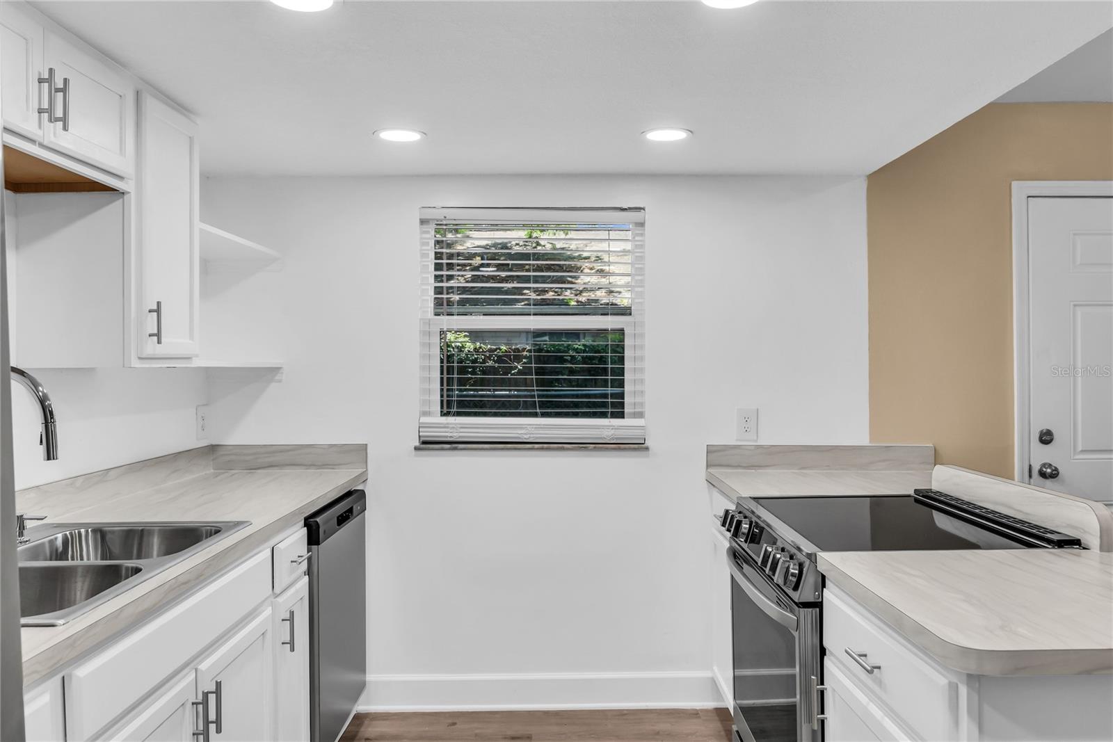 9419 5th, Orlando, FL 32824