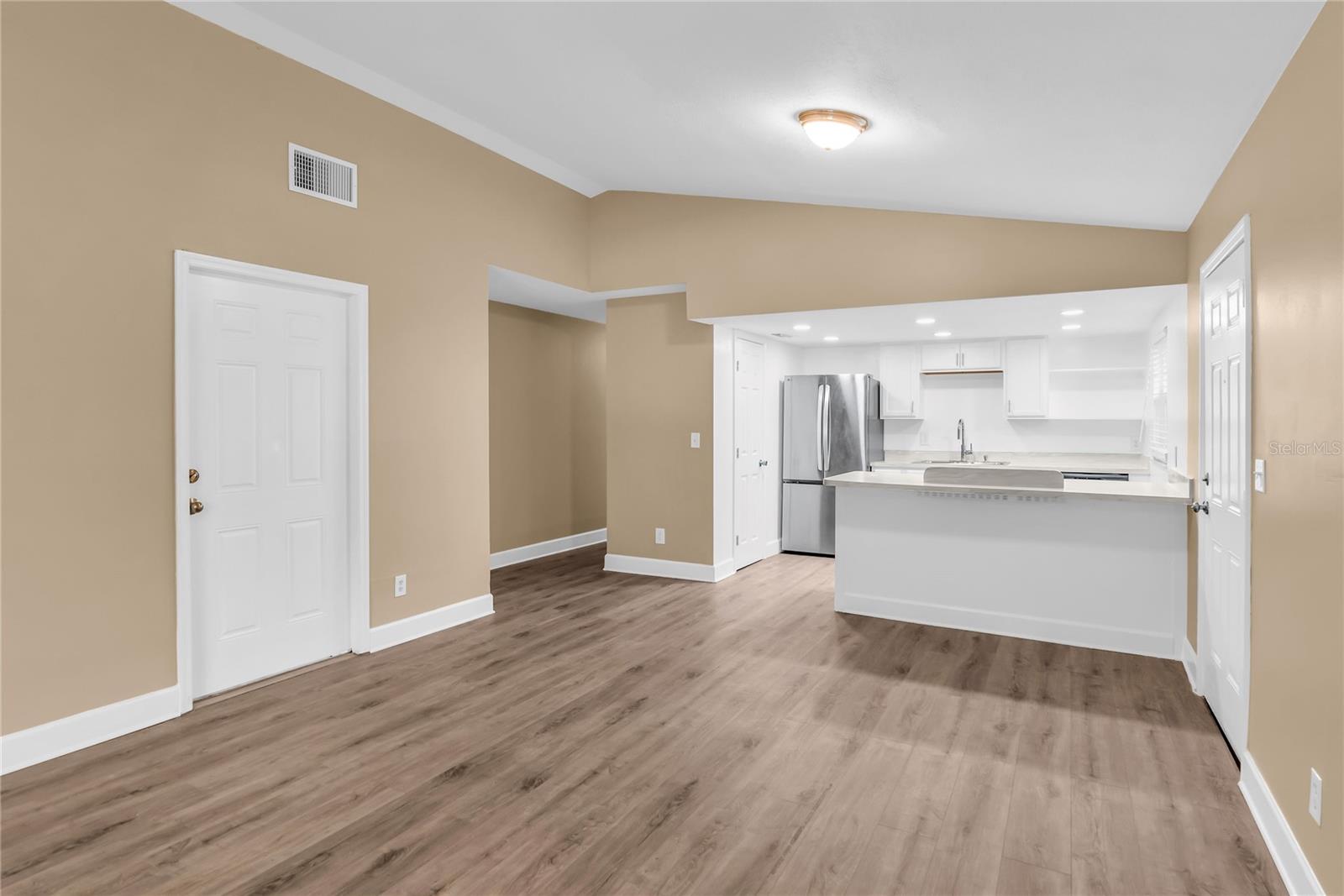 9419 5th, Orlando, FL 32824