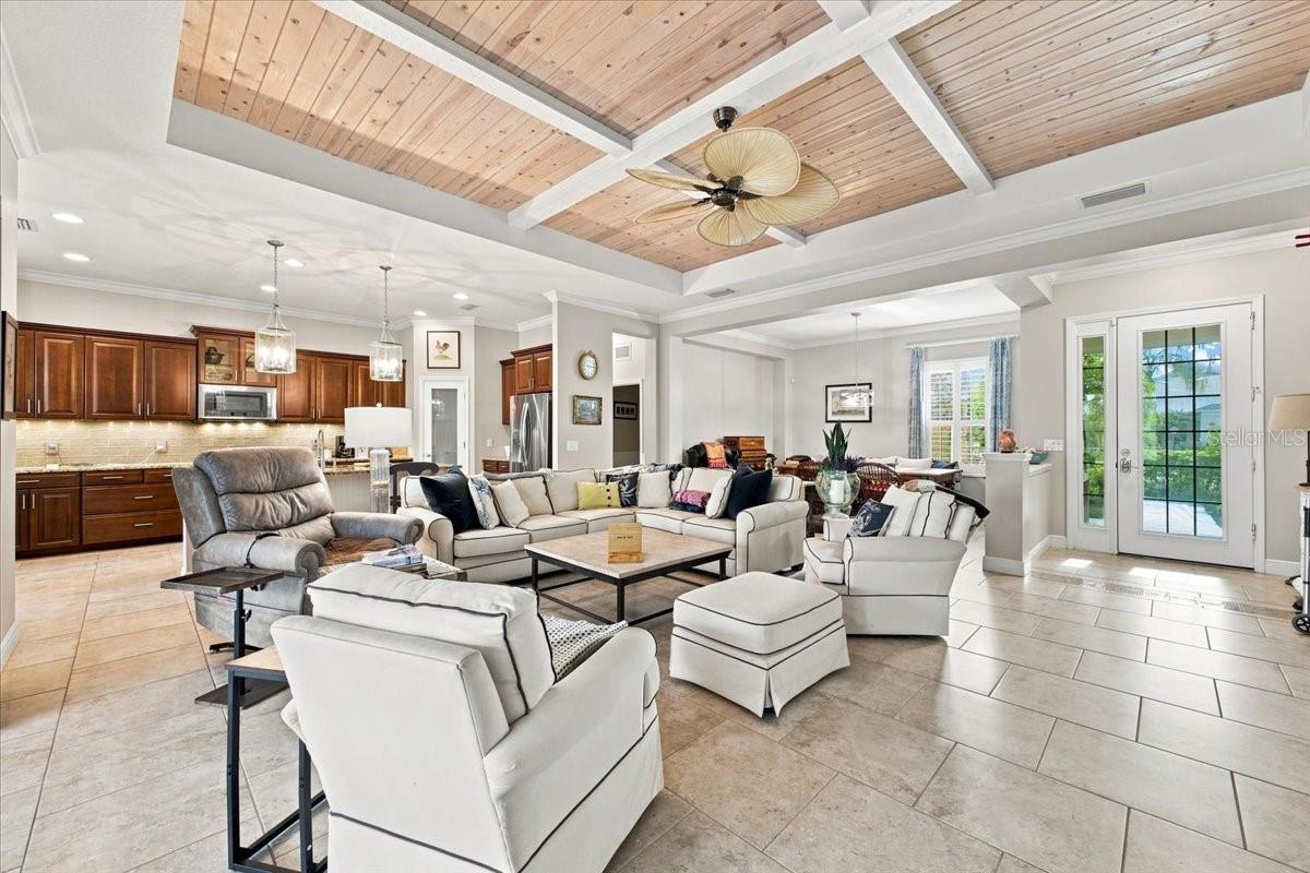 4704 Seneca Park, Bradenton, FL 34211