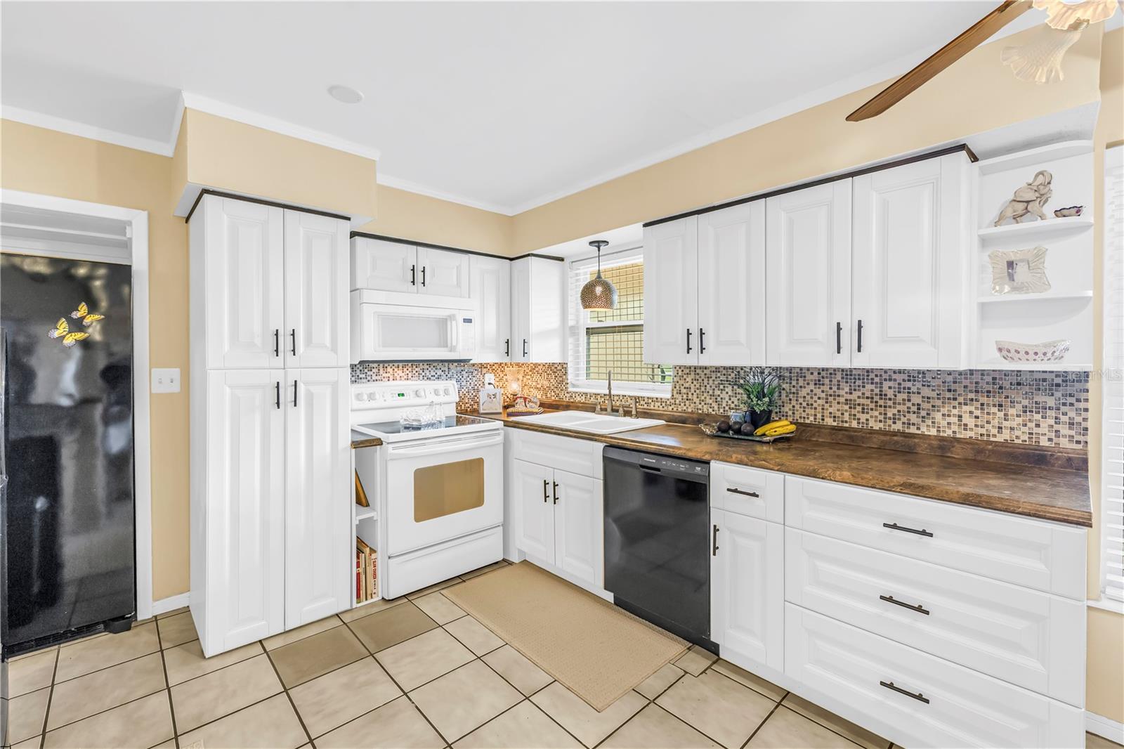 7999 Ridge, Seminole, FL 33772