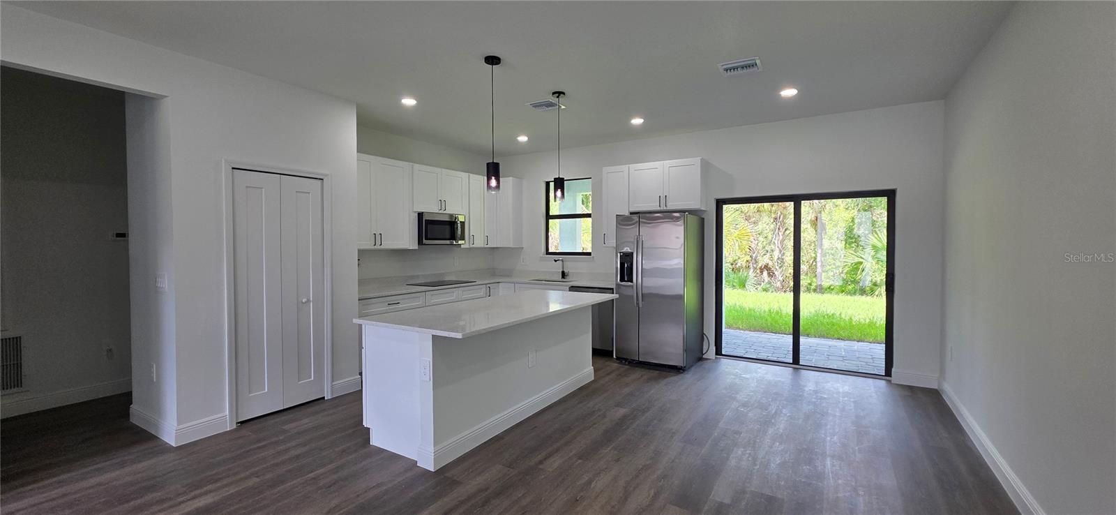 1267 Henning, North Port, FL 34288