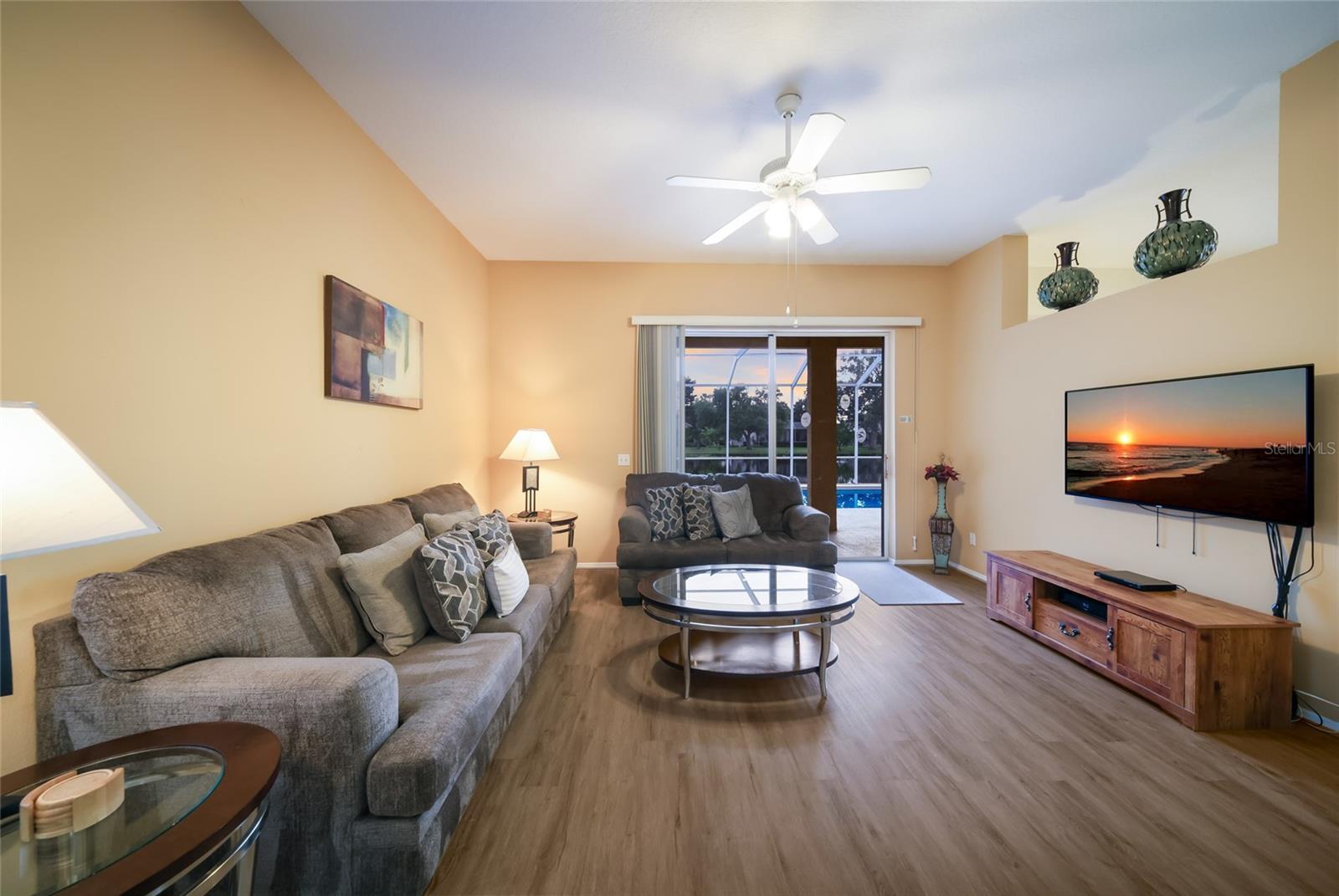 230 41st, Bradenton, FL 34208