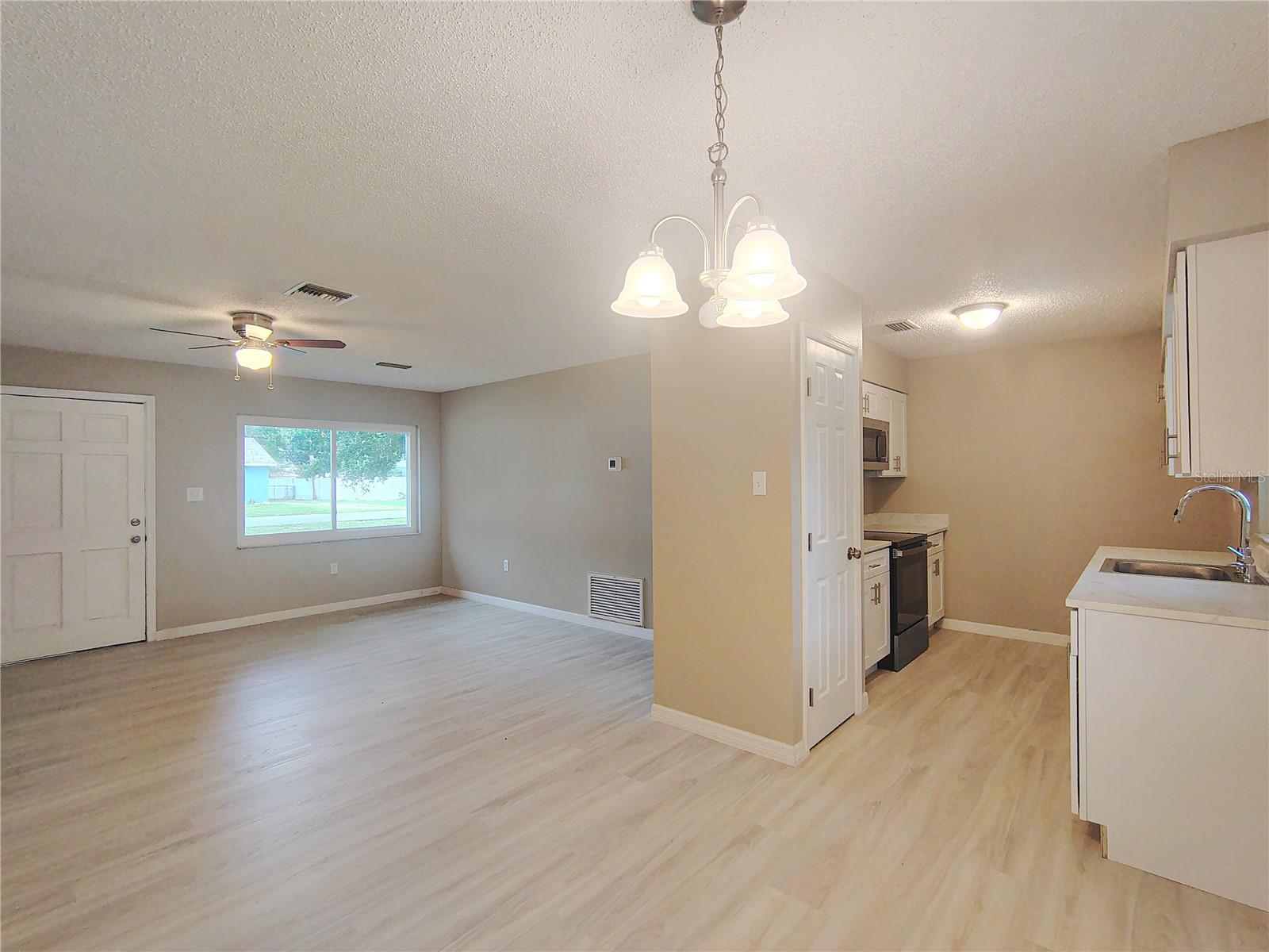 904 Hickory, Fruitland Park, FL 34731