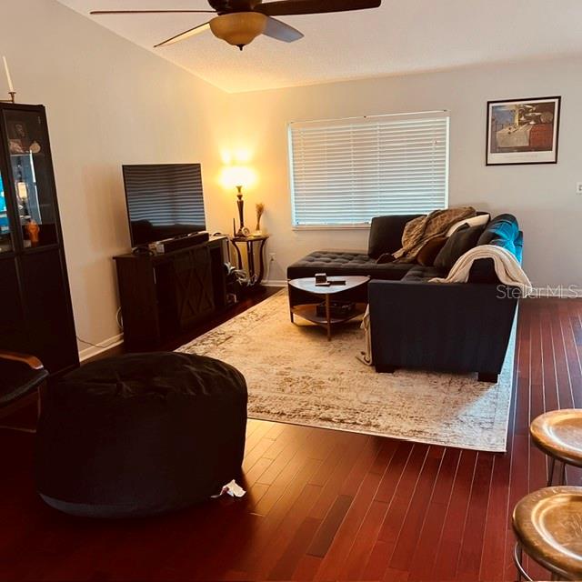 1693 Nash, Dunedin, FL 34698