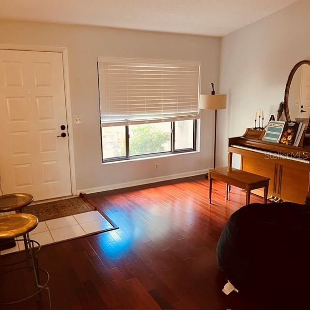 1693 Nash, Dunedin, FL 34698