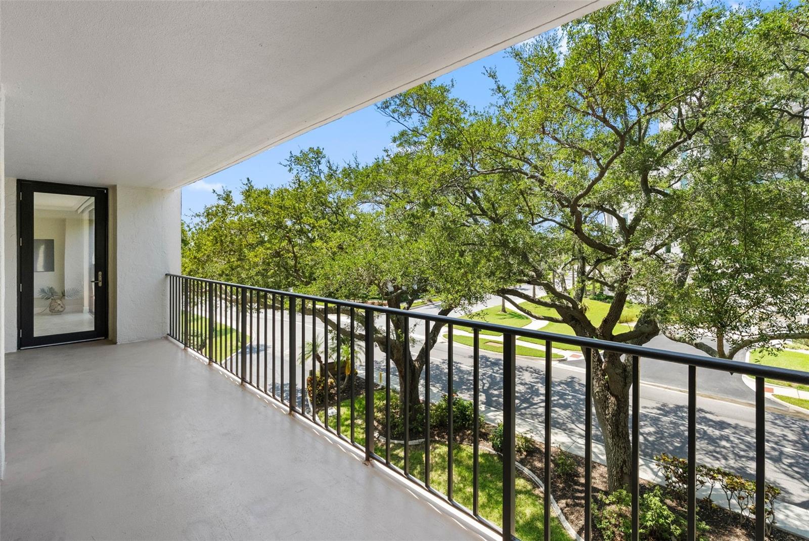 220 Belleview Unit 403, Belleair, FL 33756