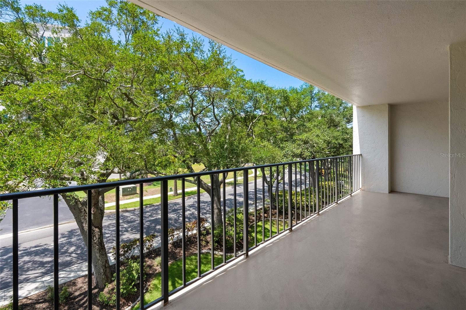 220 Belleview Unit 403, Belleair, FL 33756