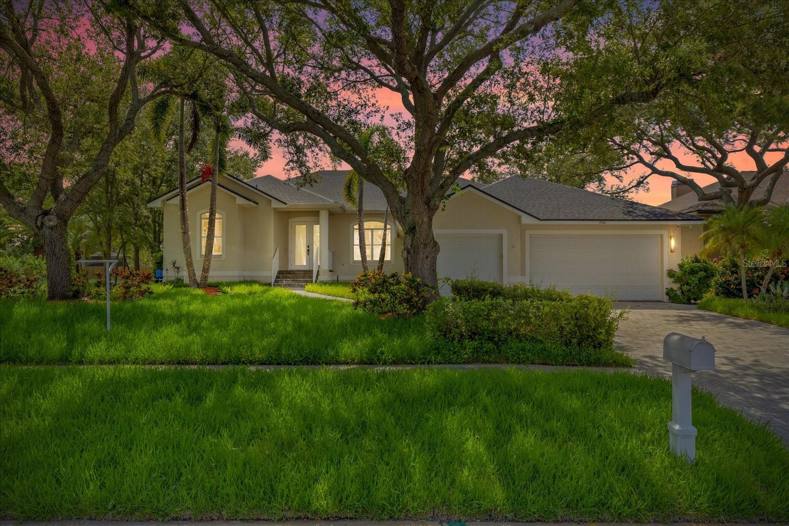 2706 Skimmer Point, Gulfport, FL 33707