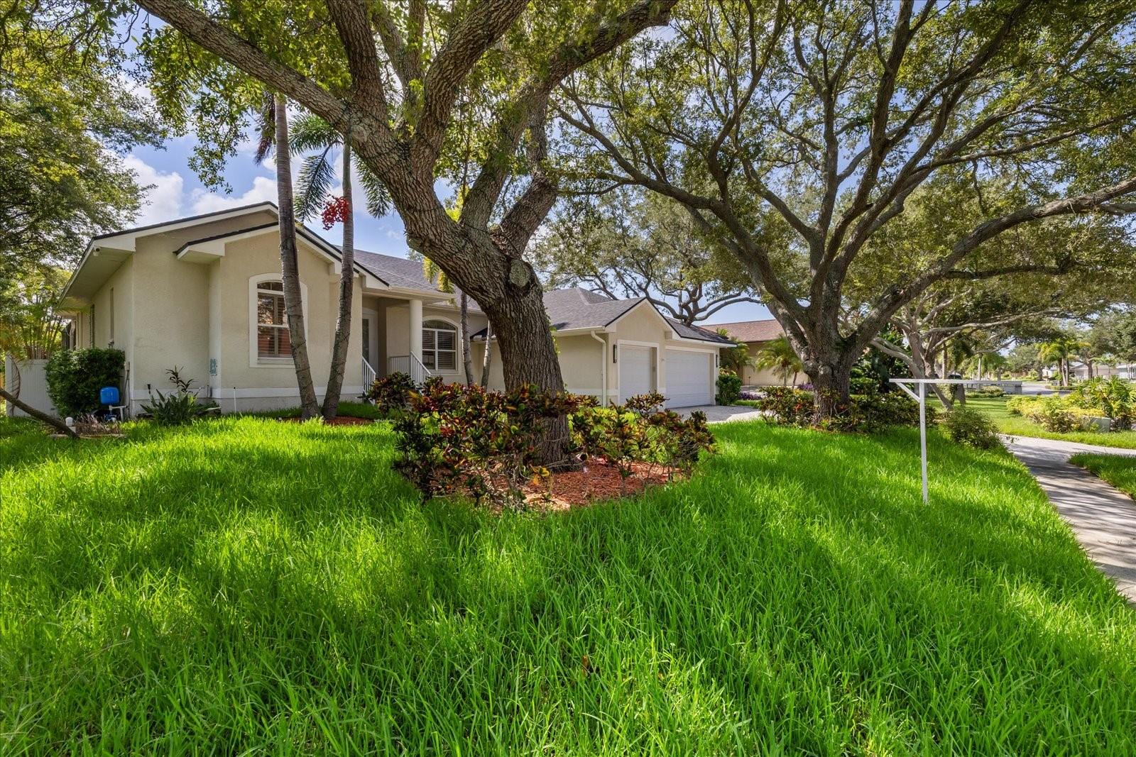 2706 Skimmer Point, Gulfport, FL 33707