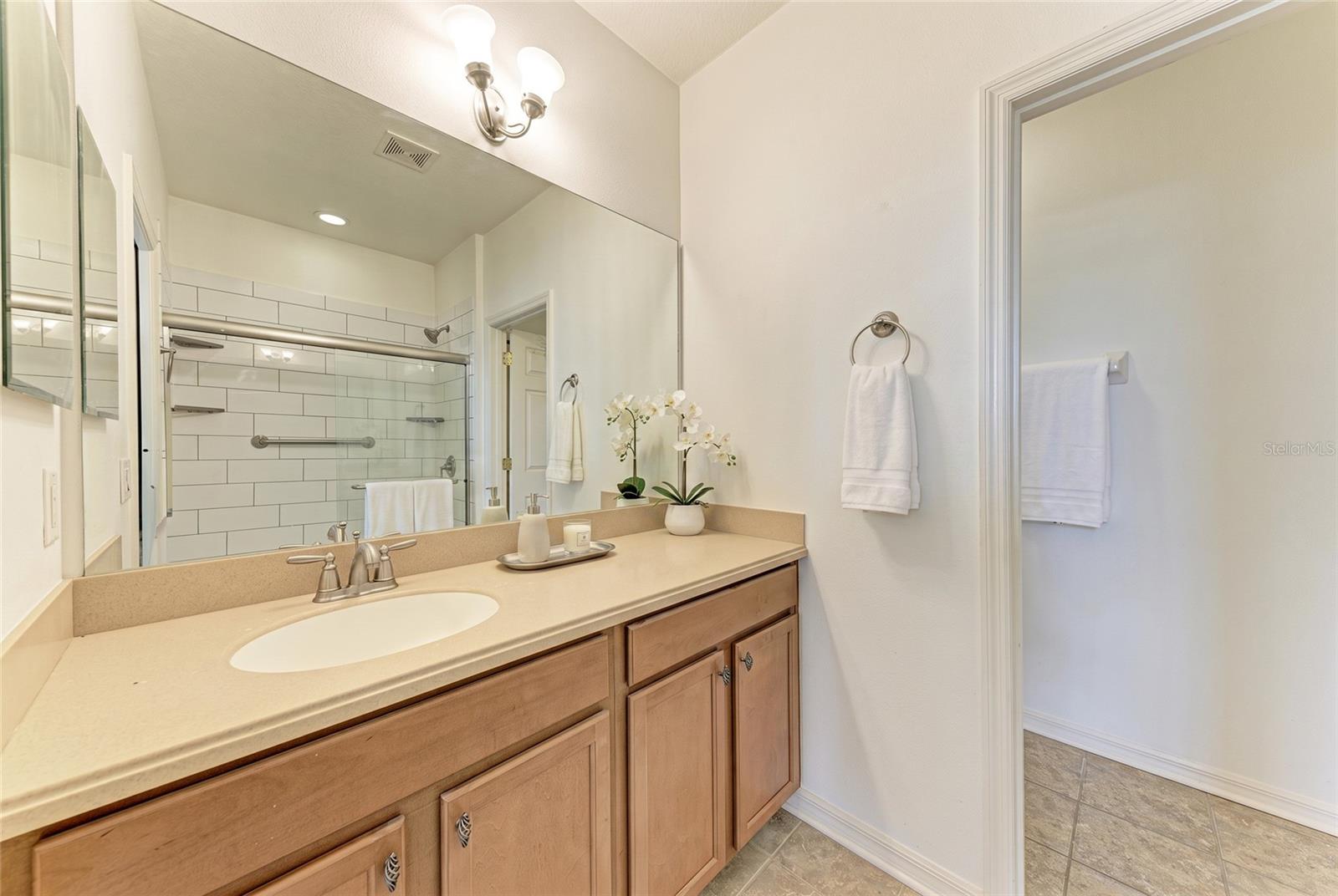 1510 Grantham, Sarasota, FL 34234