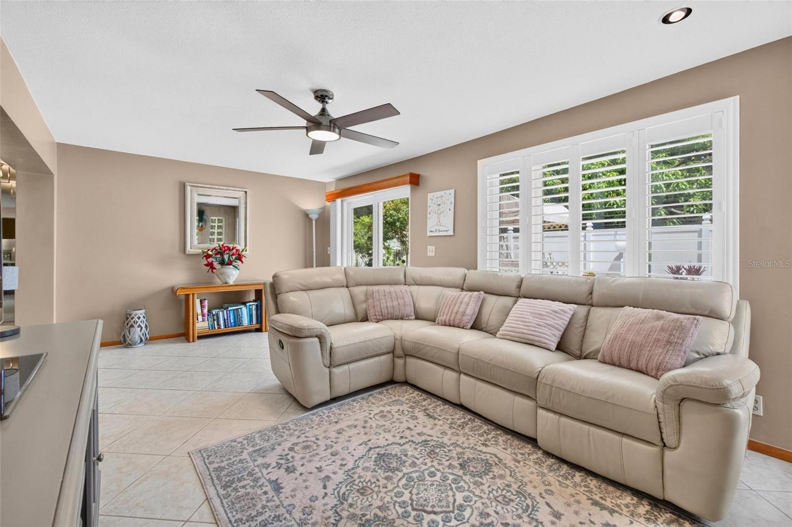 6225 43rd, Kenneth City, FL 33709