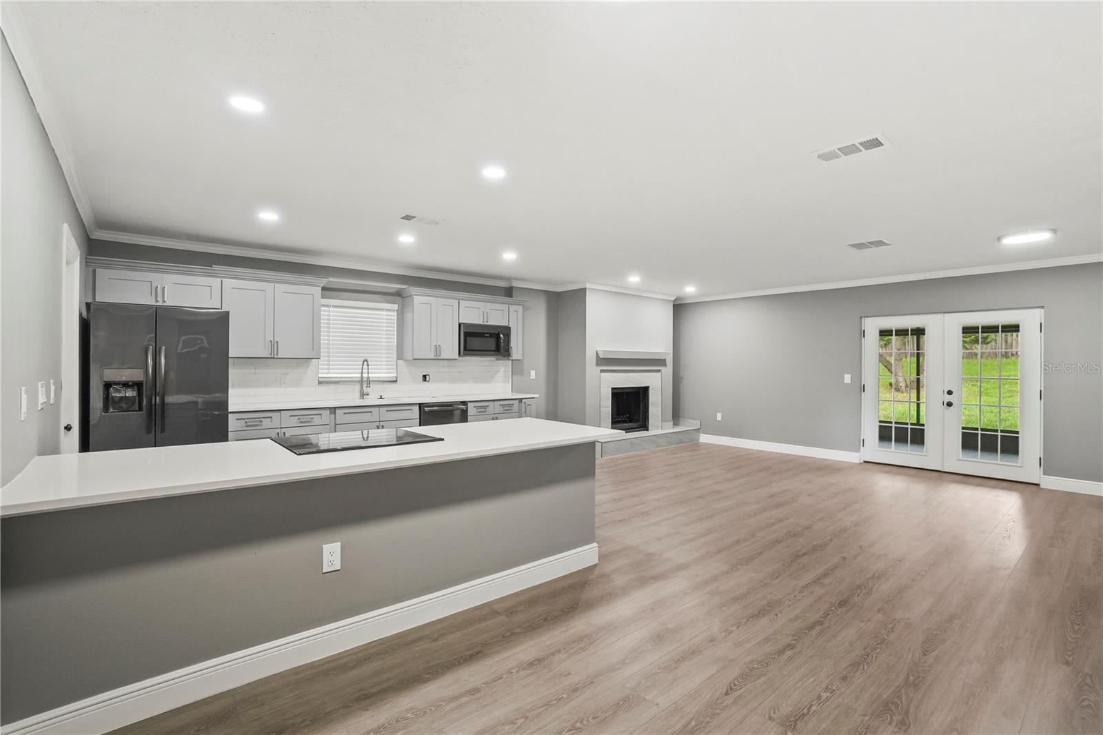 1901 Lakeview, Brandon, FL 33511