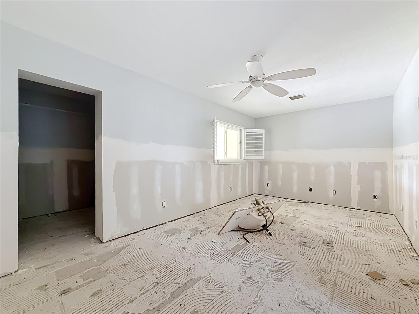 2010 Bayou Grande, St Petersburg, FL 33703
