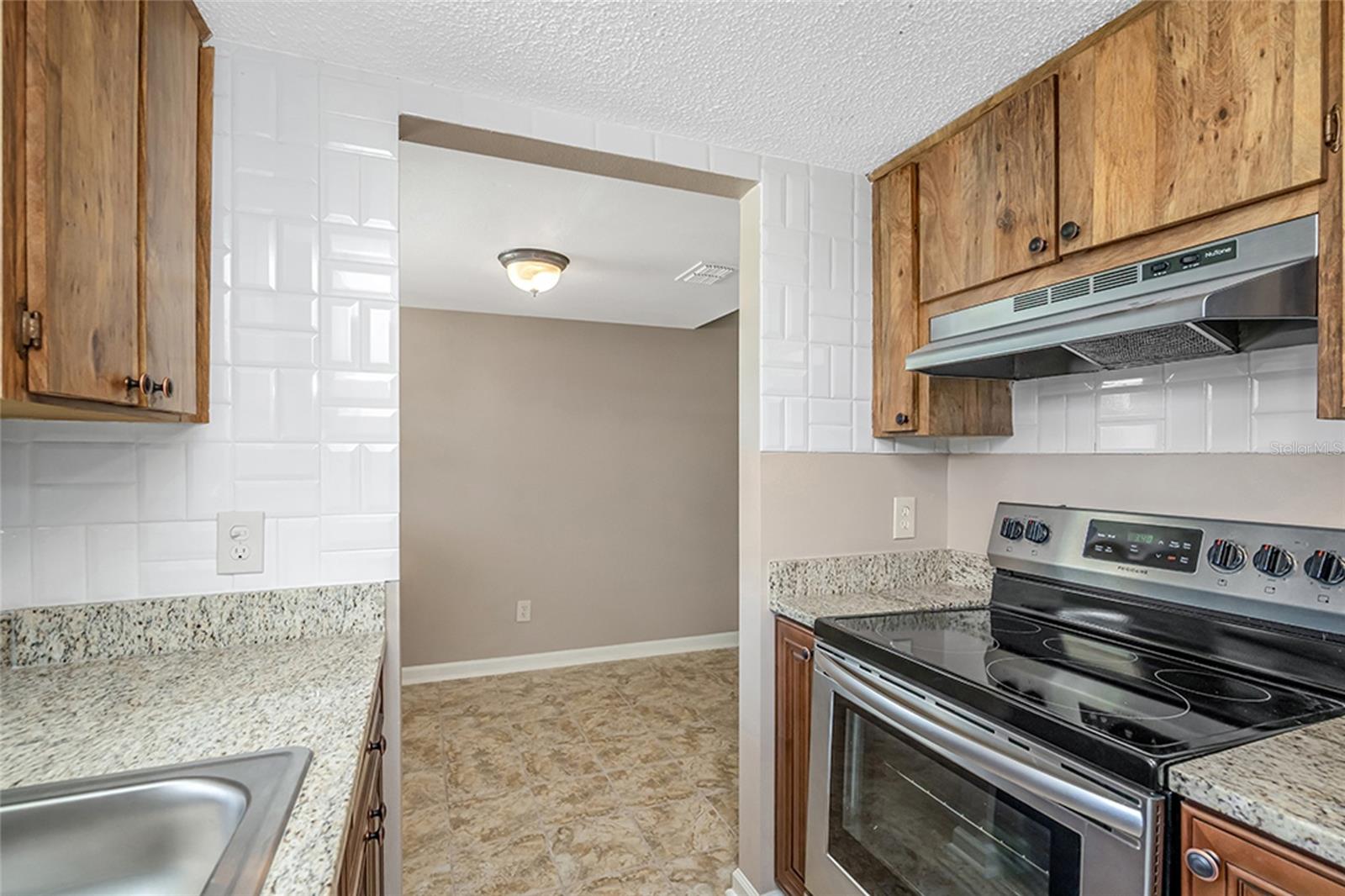 5521 Bay Unit 104, Port Richey, FL 34668